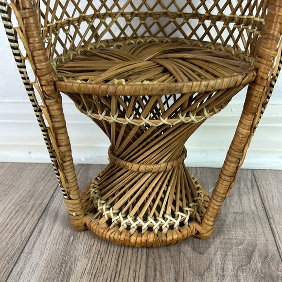 Vintage Mini rattan peacock chair 16” - Picture 3 of 4